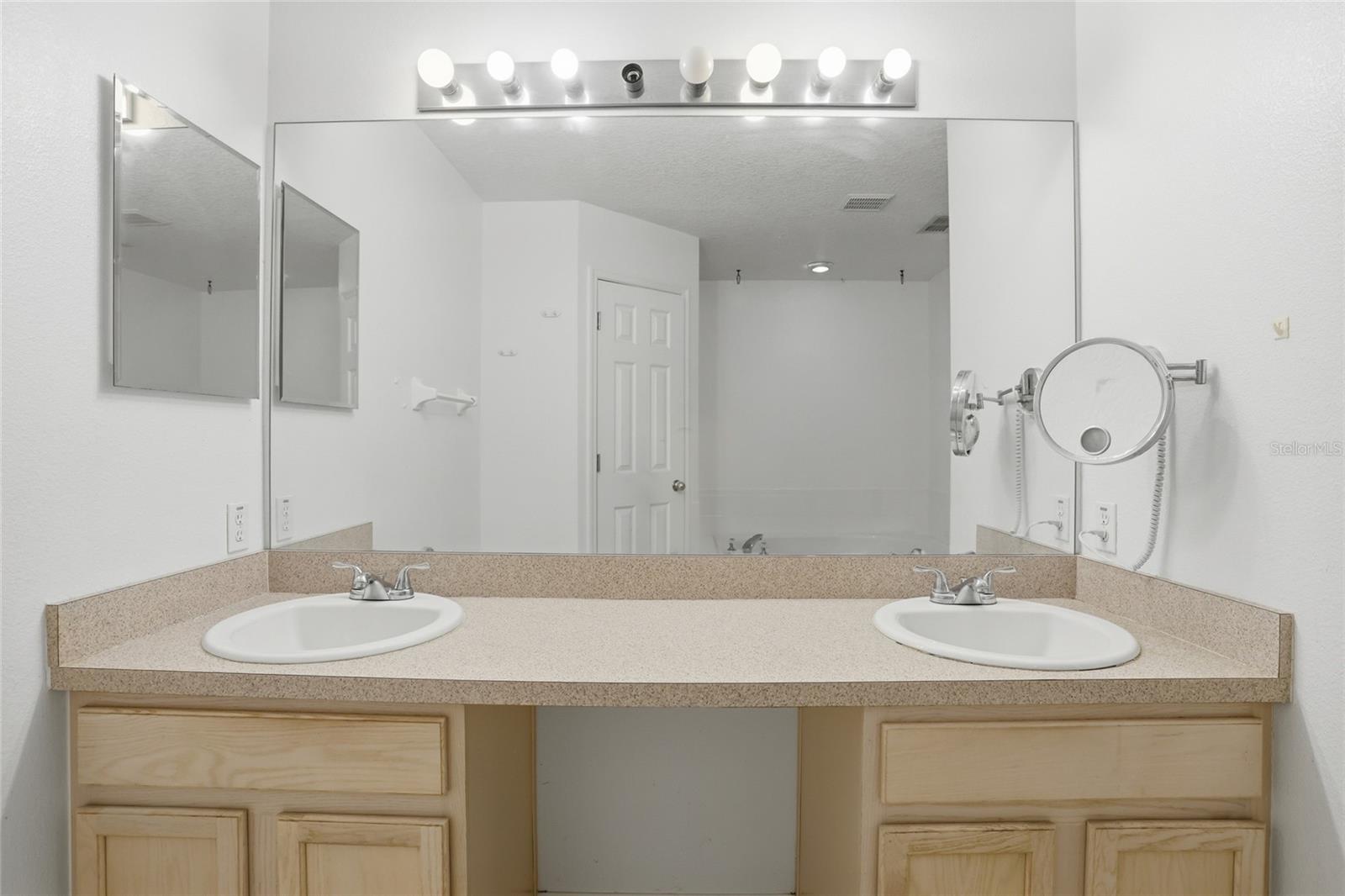 ROCKET CITY - Residential