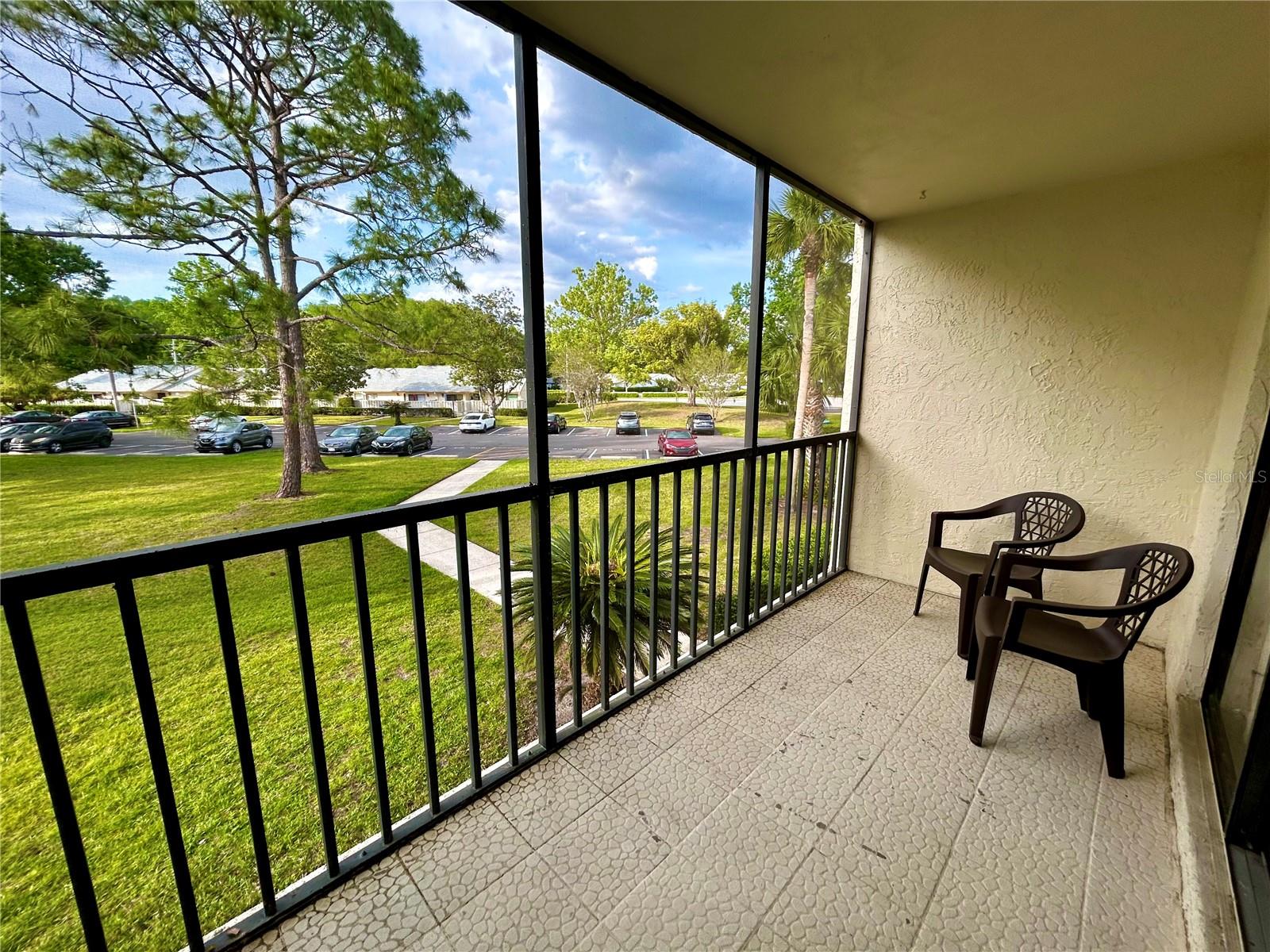 1423 PINE GLEN LANE D2