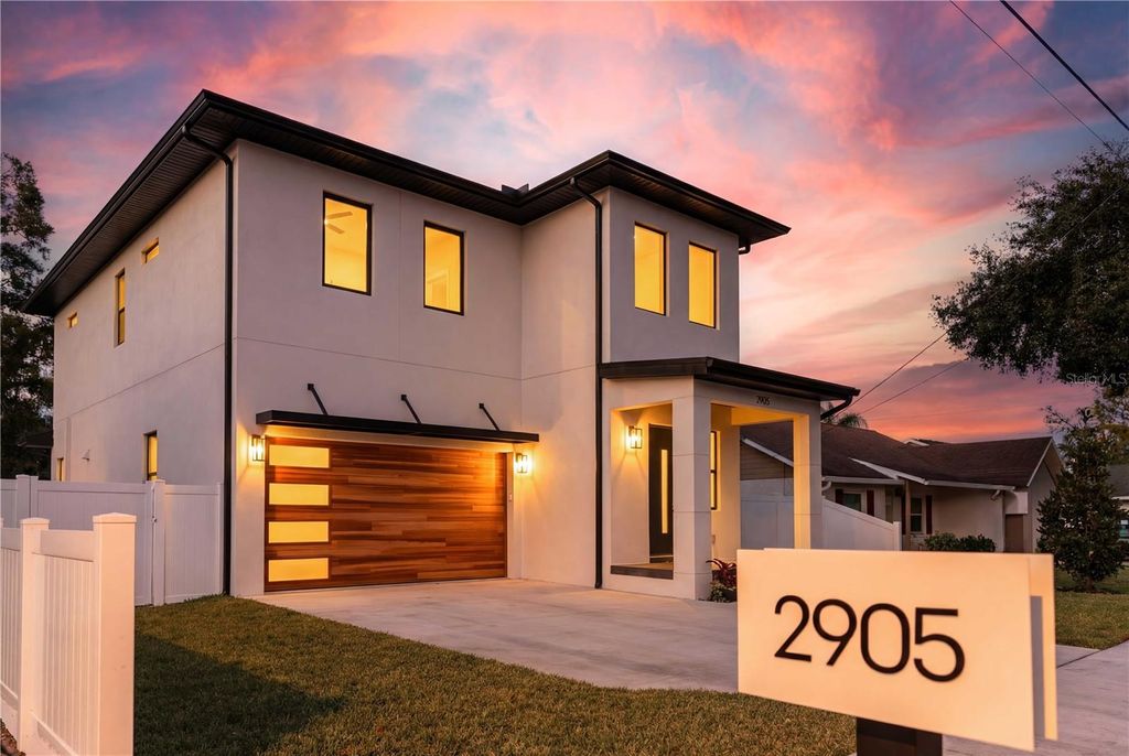 Photo of 2905 W Arch Street, Tampa, FL 33607 (MLS # TB8470668)