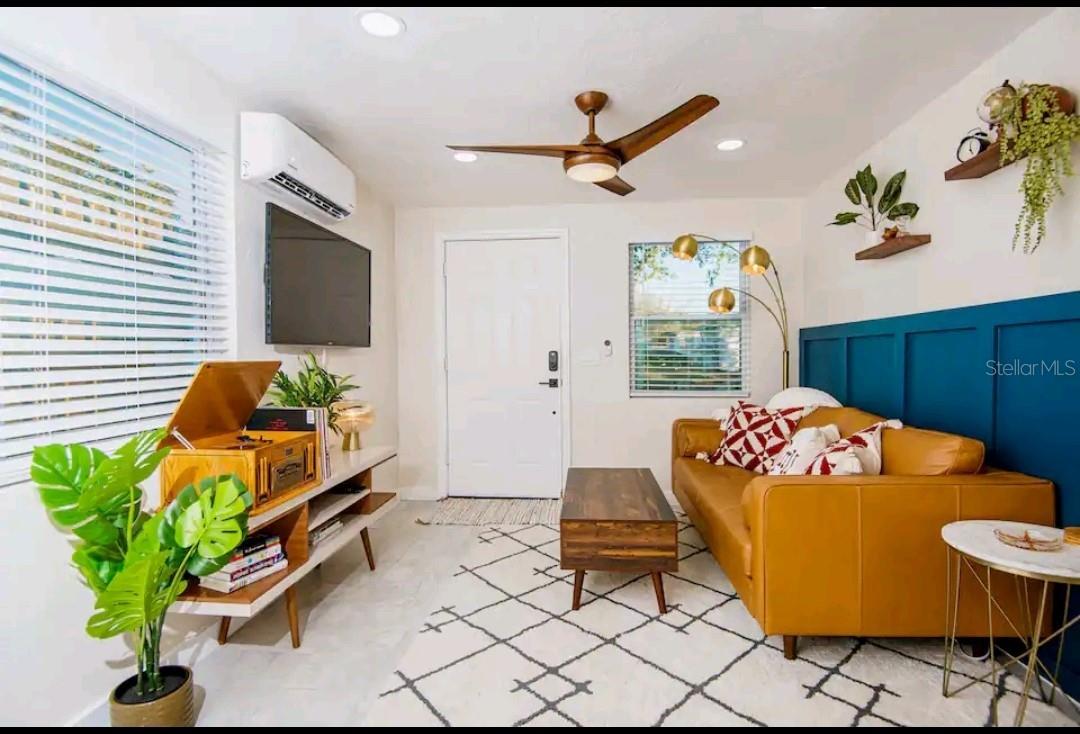 INTER BAY - Residential