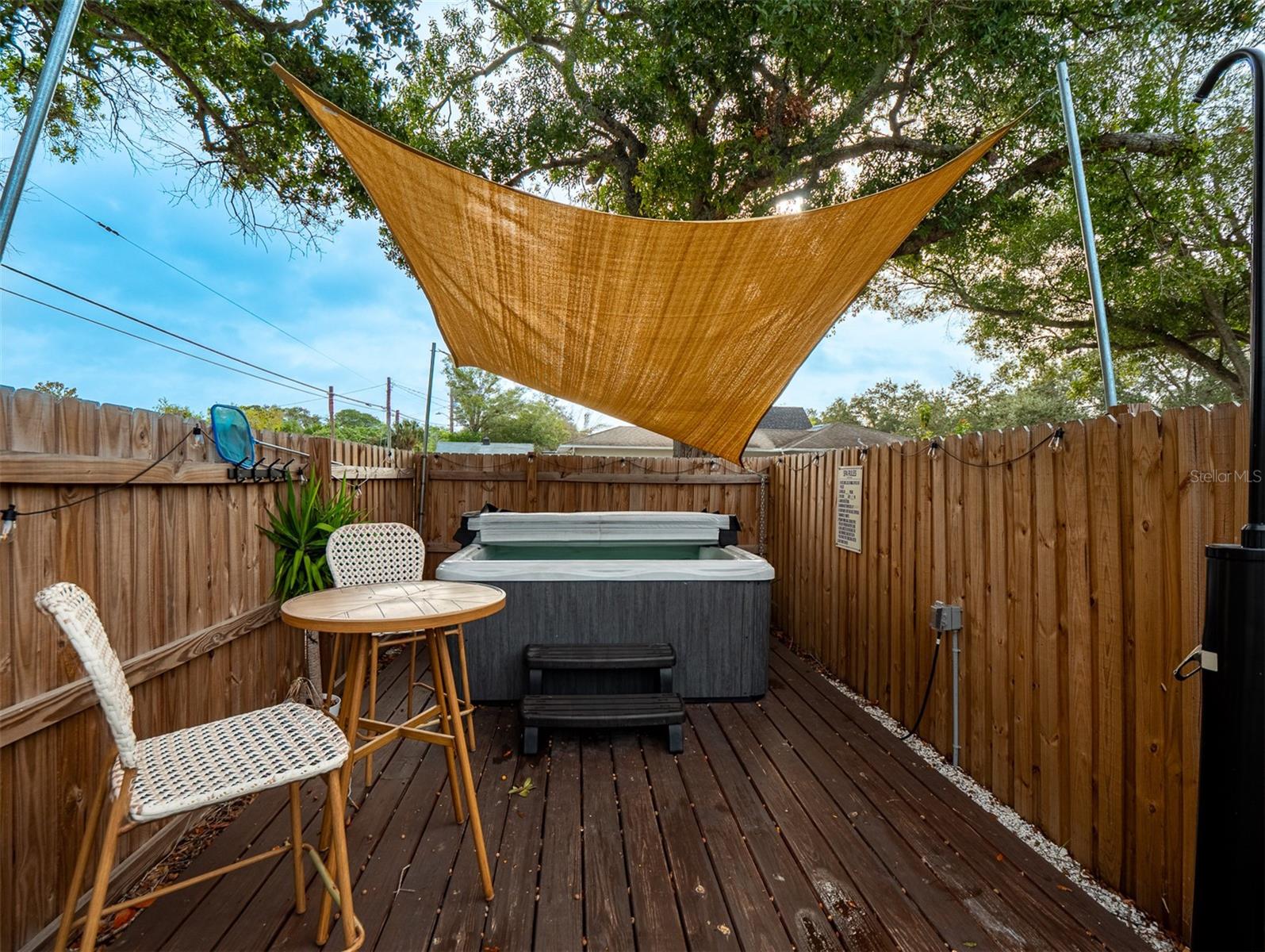 INTER BAY - Residential