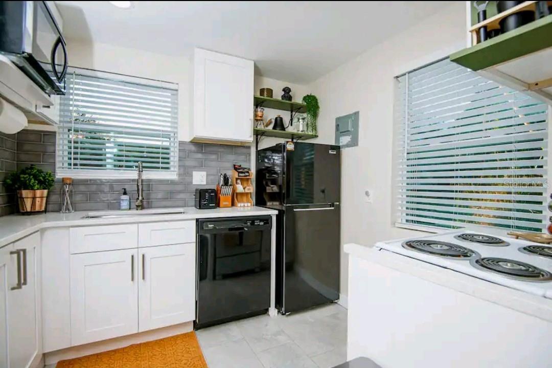 INTER BAY - Residential