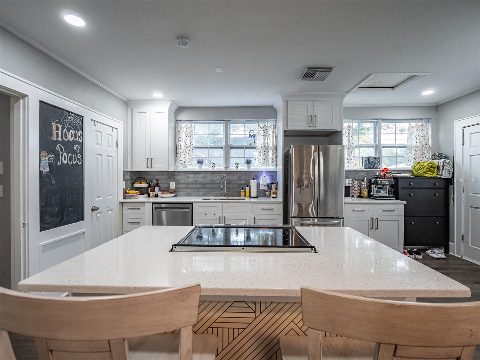 INTER BAY - Residential