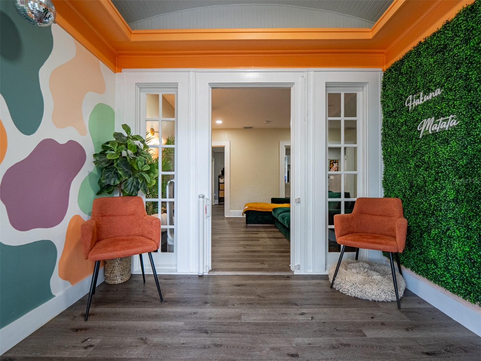 INTER BAY - Residential