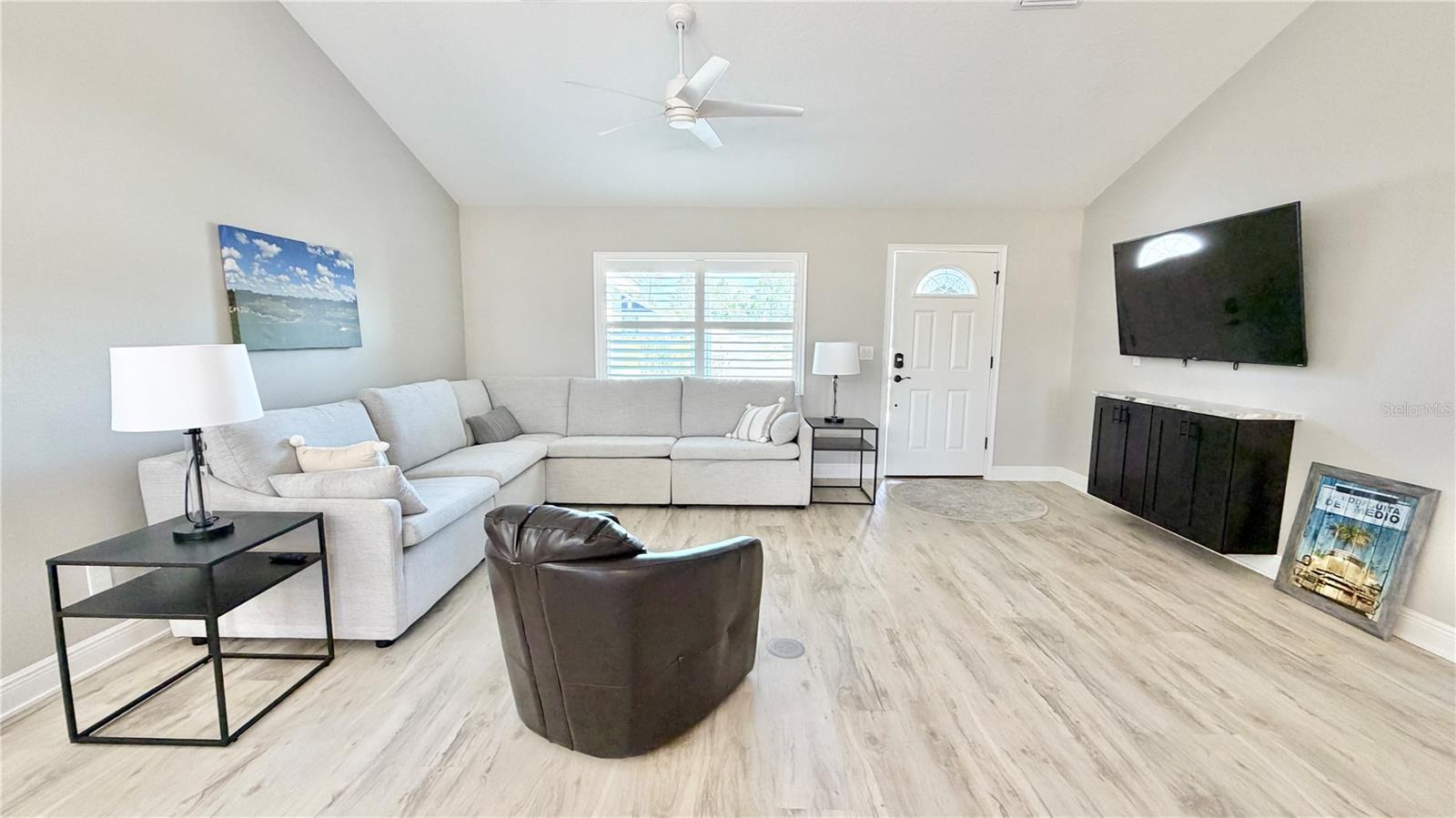 FALLS/OCALA UN 2 - Residential