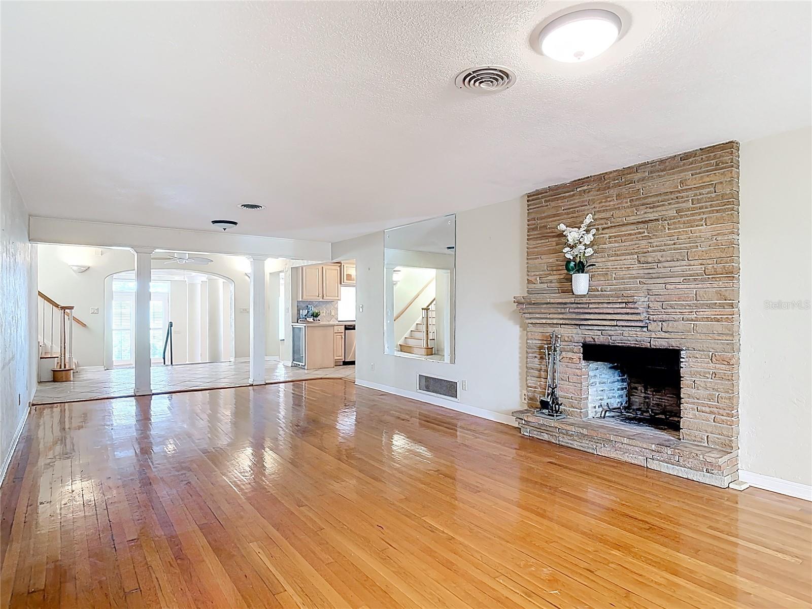 BRIDGEPORT HEIGHTS - Residential