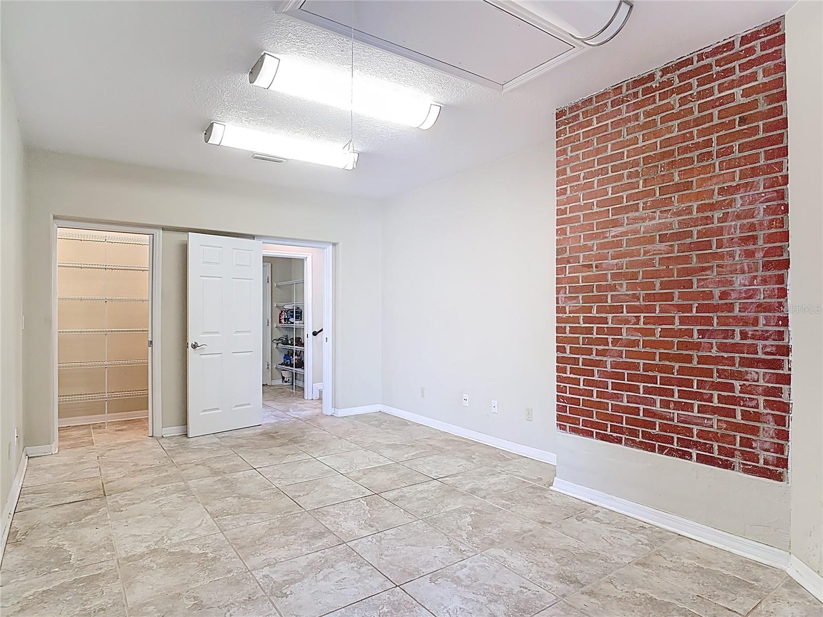 BRIDGEPORT HEIGHTS - Residential