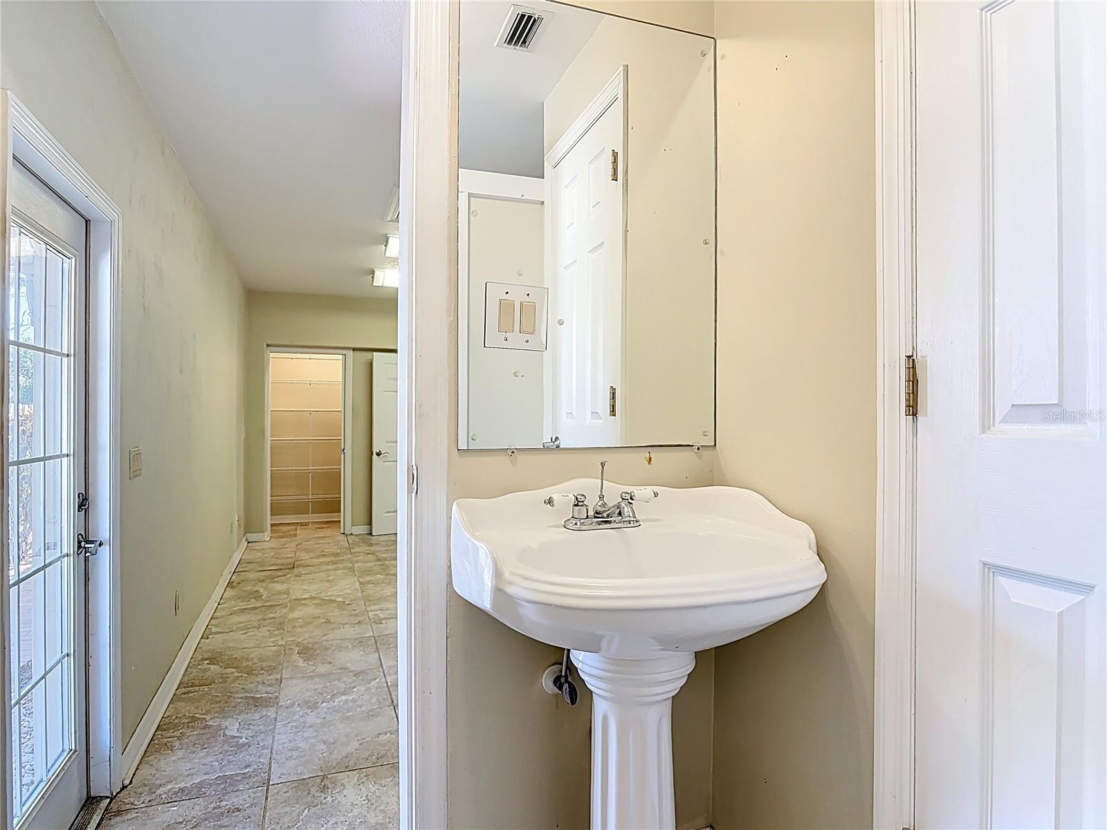 BRIDGEPORT HEIGHTS - Residential