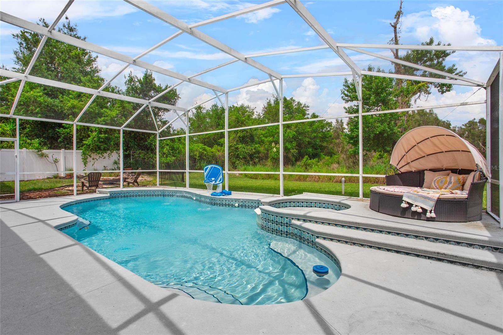 701 LITTLE HAMPTON LANE
