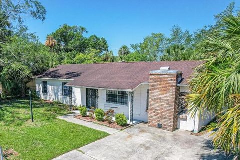 Photo of 202 Yale Drive, Sanford, FL 32771 (MLS # W7873771)