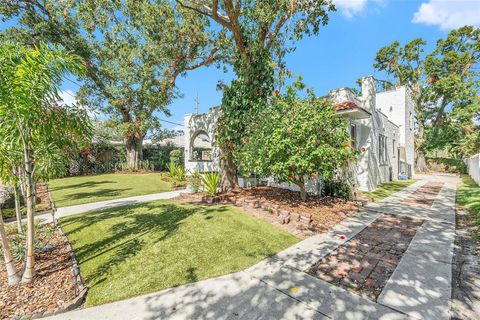 A home in TAMPA