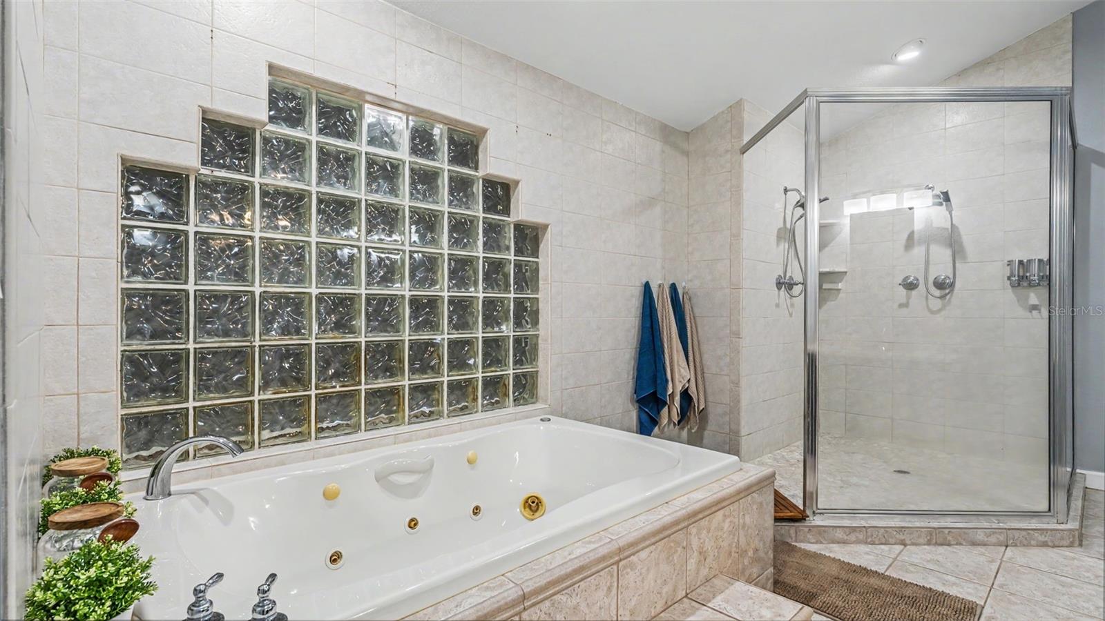 GREY FOX HOLLOW PH THREE - Residential