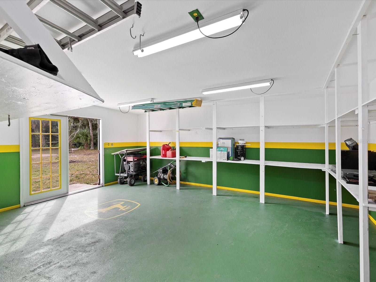 HIDDEN LAKE ESTATES - Residential