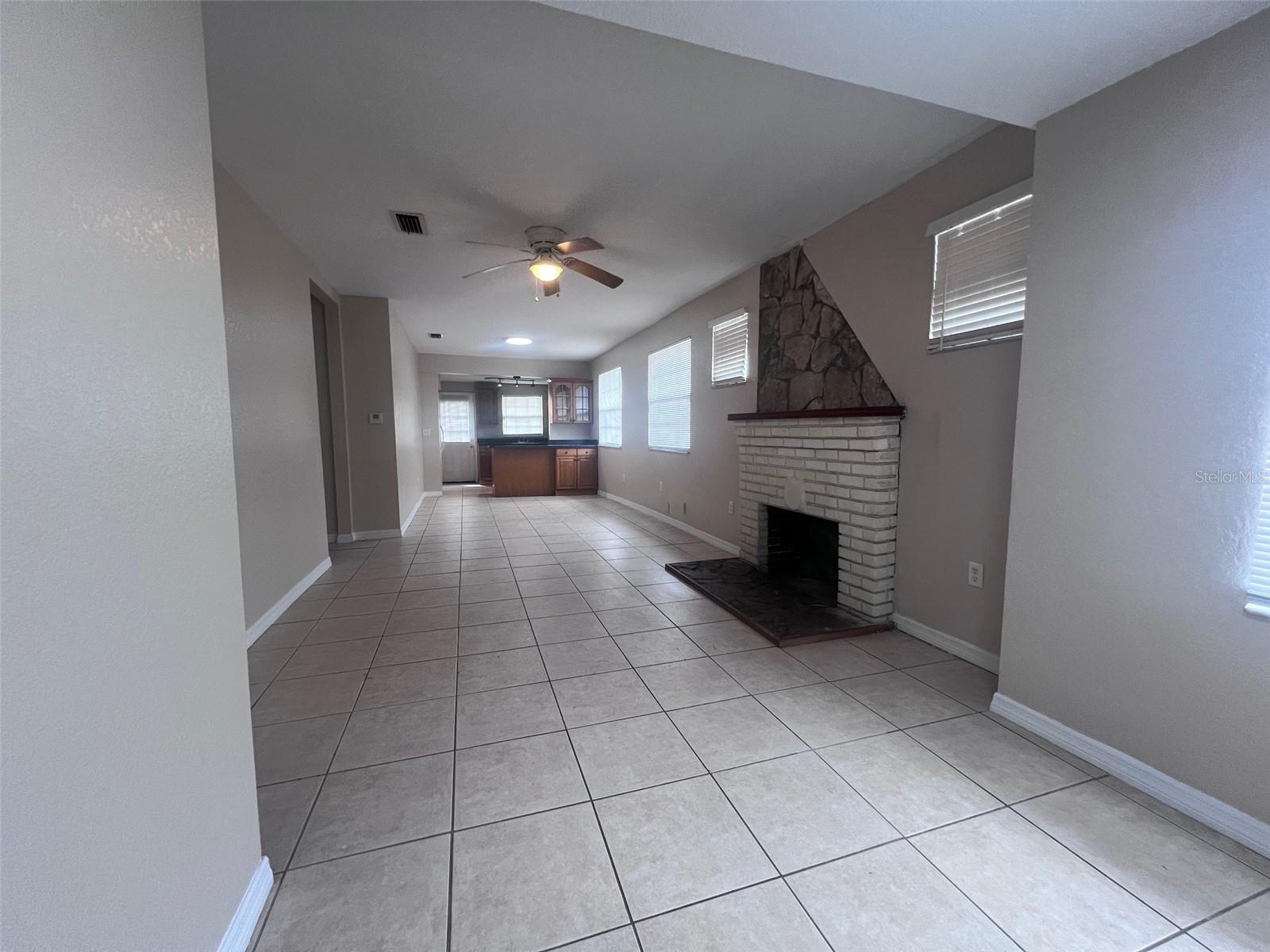 EUSTIS - Residential Lease