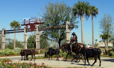 Tiny photo for 2007 Yearling Way, The Villages, FL 32163 (MLS # G5114461)