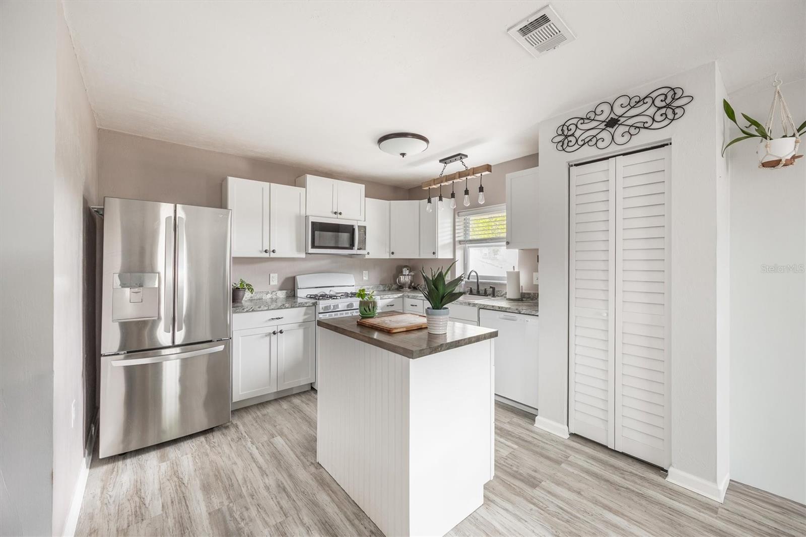 CELEBRATION OAKS PH 1 - Residential