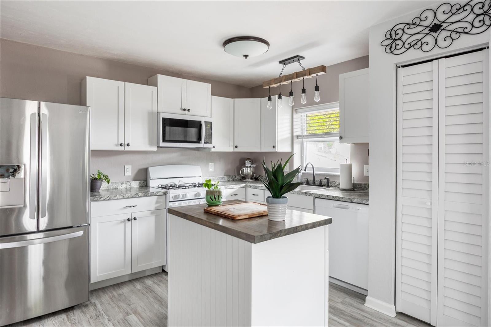 CELEBRATION OAKS PH 1 - Residential