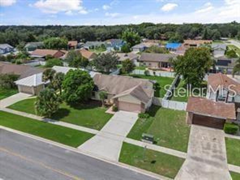 Photo of 2630 Mill Run Boulevard, Kissimmee, FL 34744 (MLS # O6401102)