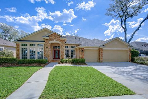 Photo of 5725 Eaglemount Circle, Lithia, FL 33547 (MLS # TB8493668)