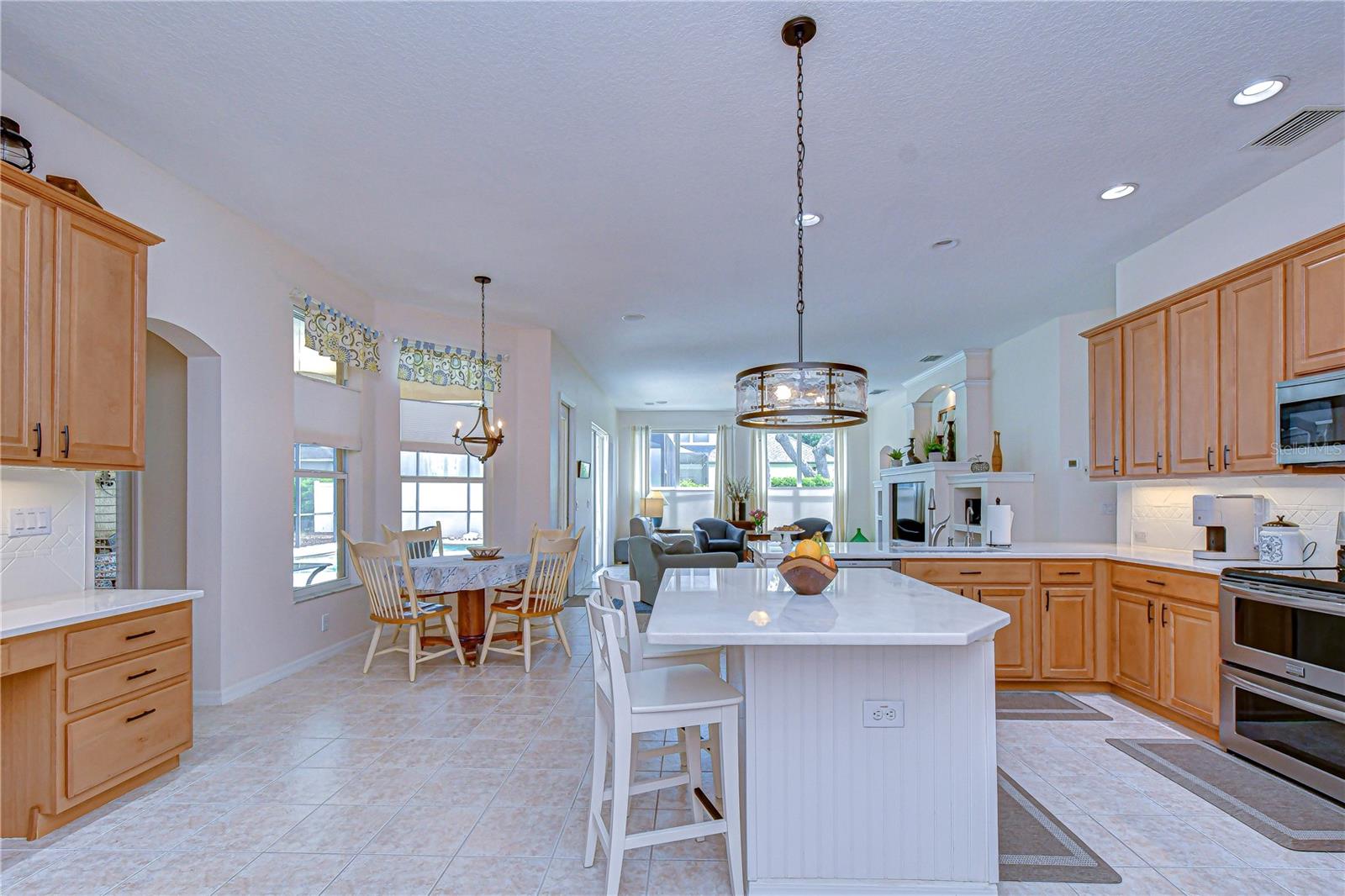 FISHHAWK RANCH PH 2 PRCL A & - Residential