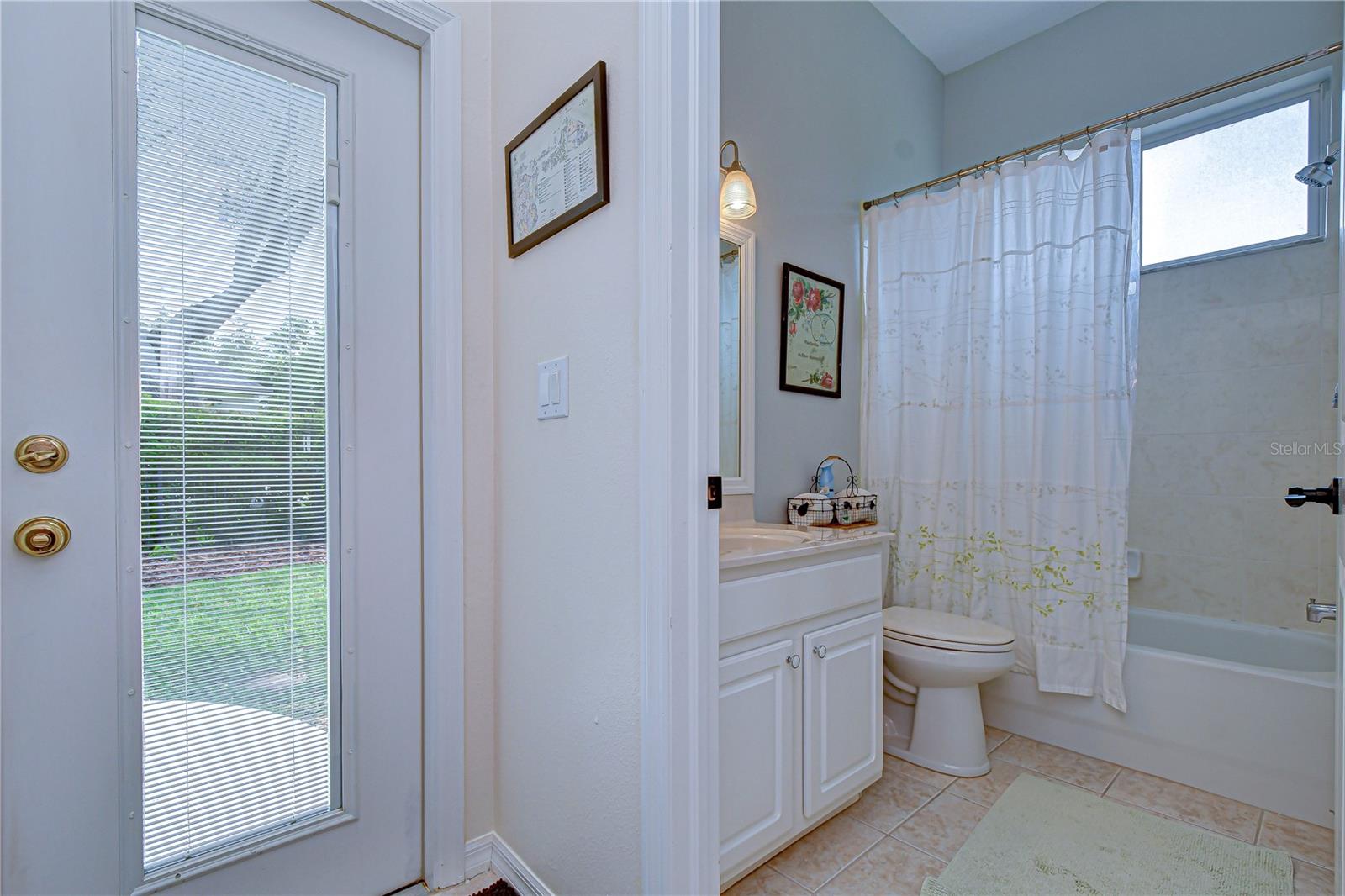 FISHHAWK RANCH PH 2 PRCL A & - Residential