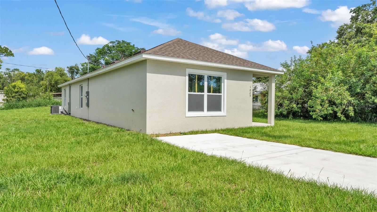 1025 LAKEWOOD COURT