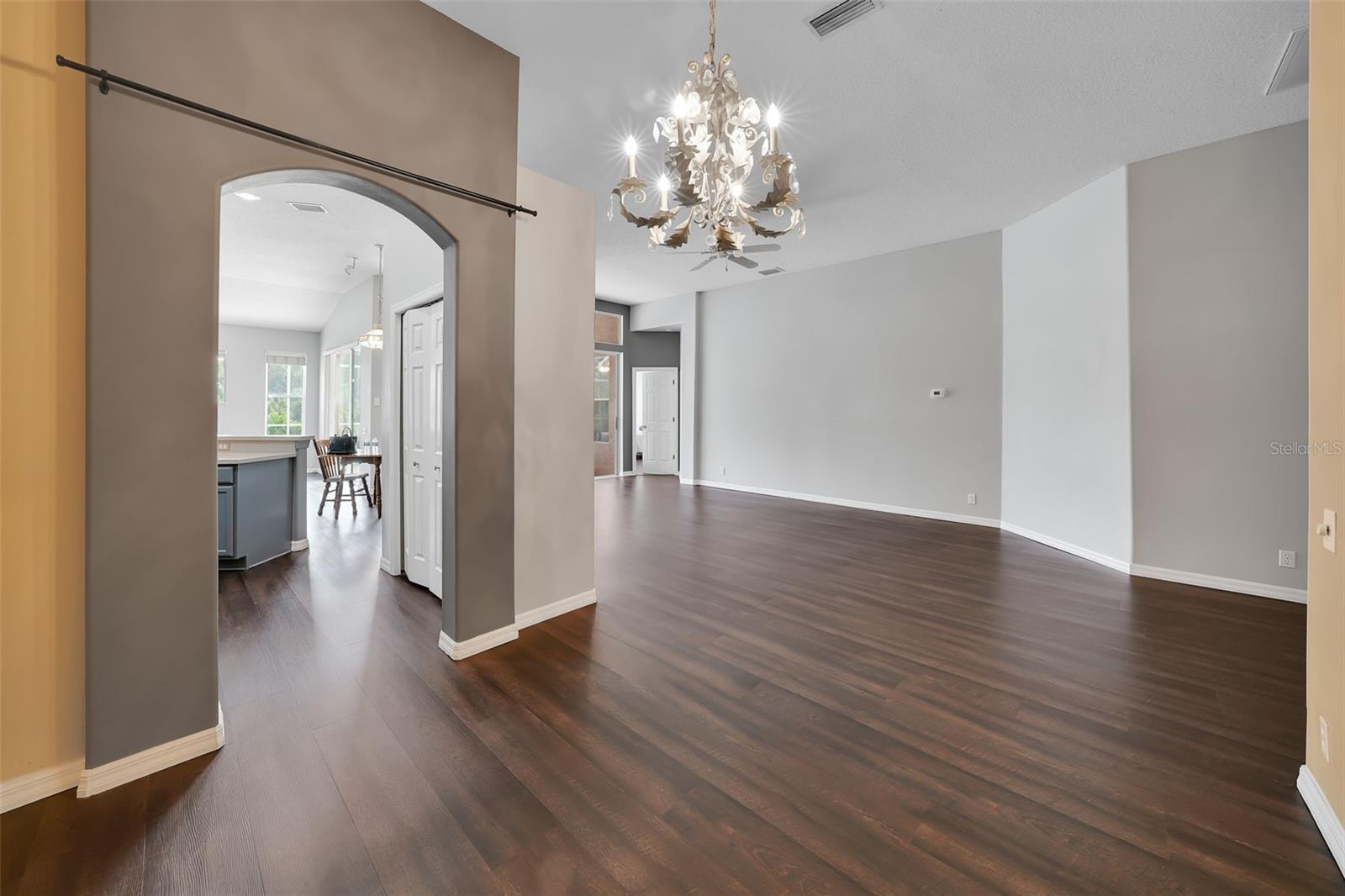 GOLFSIDE - Residential