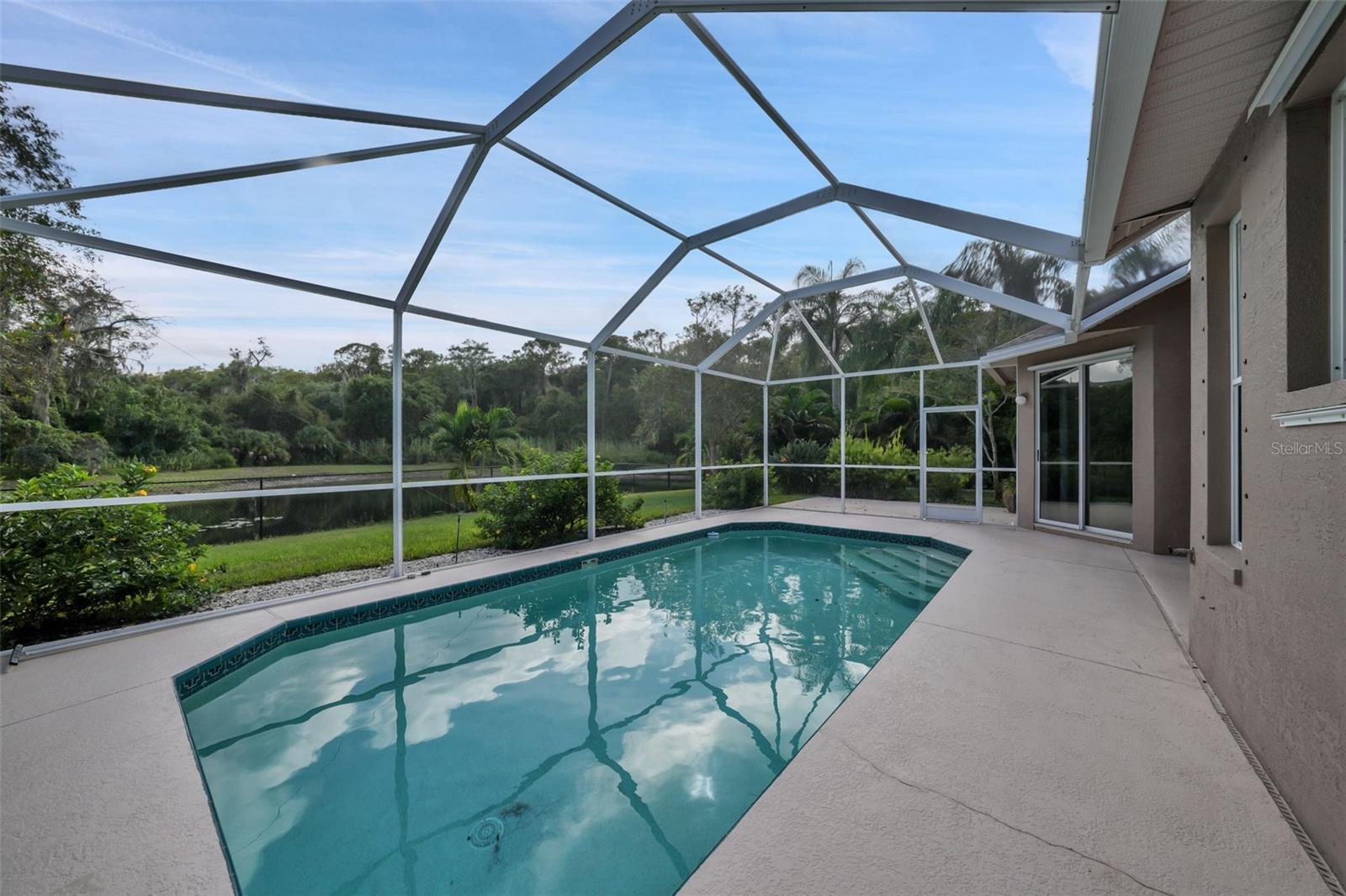 GOLFSIDE - Residential