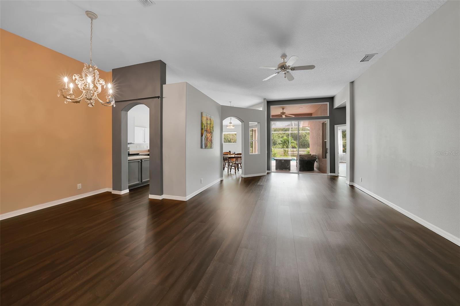 GOLFSIDE - Residential