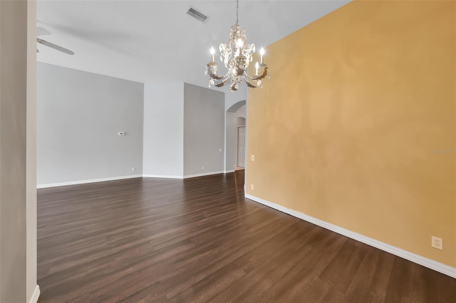 GOLFSIDE - Residential