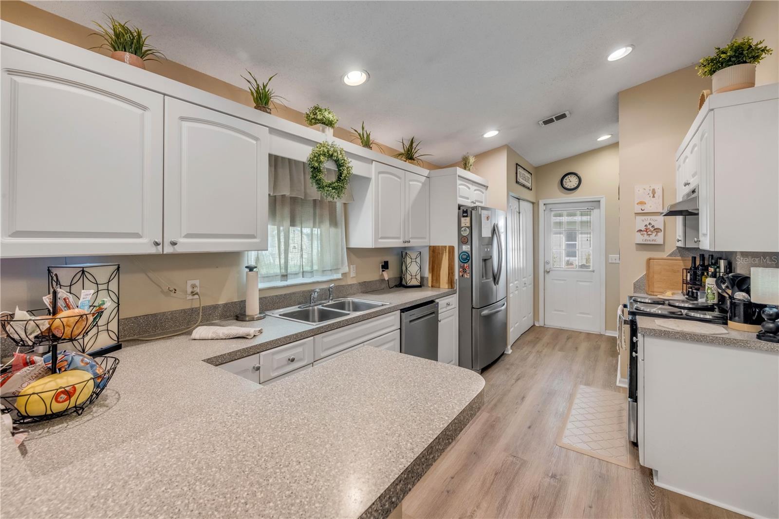 FLORIDA SHORES 01 - Residential