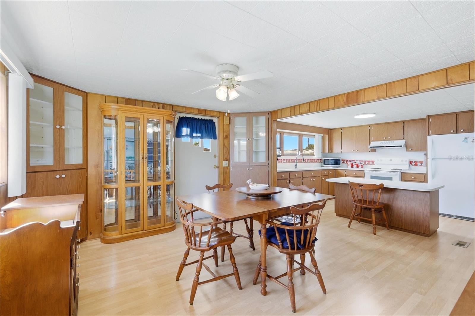 TIDEVUE/DE SOTO COMMUNITY UNIT ONE - Residential