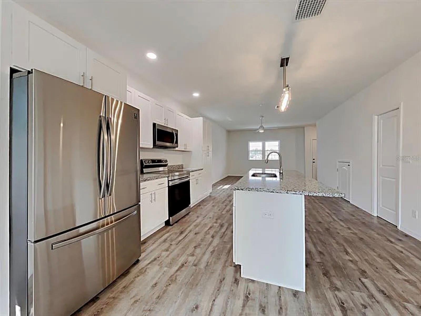 HIBISCUS GARDENS - Residential Lease