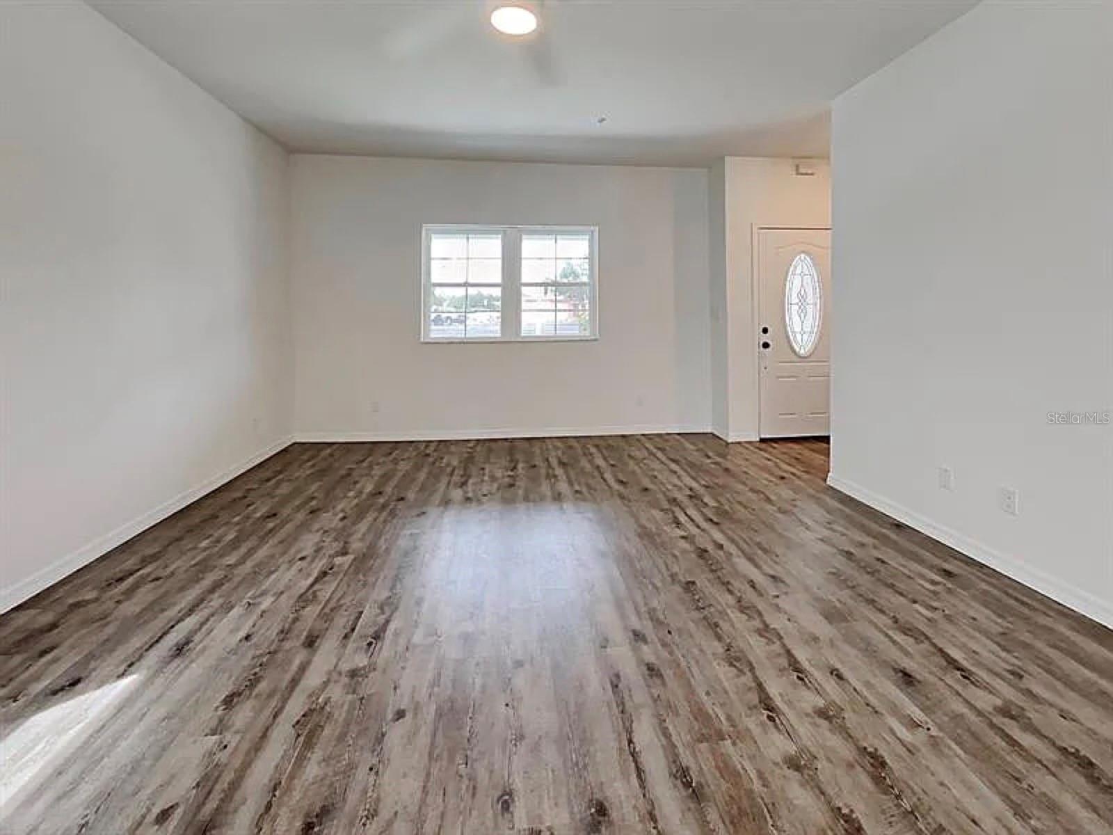 HIBISCUS GARDENS - Residential Lease