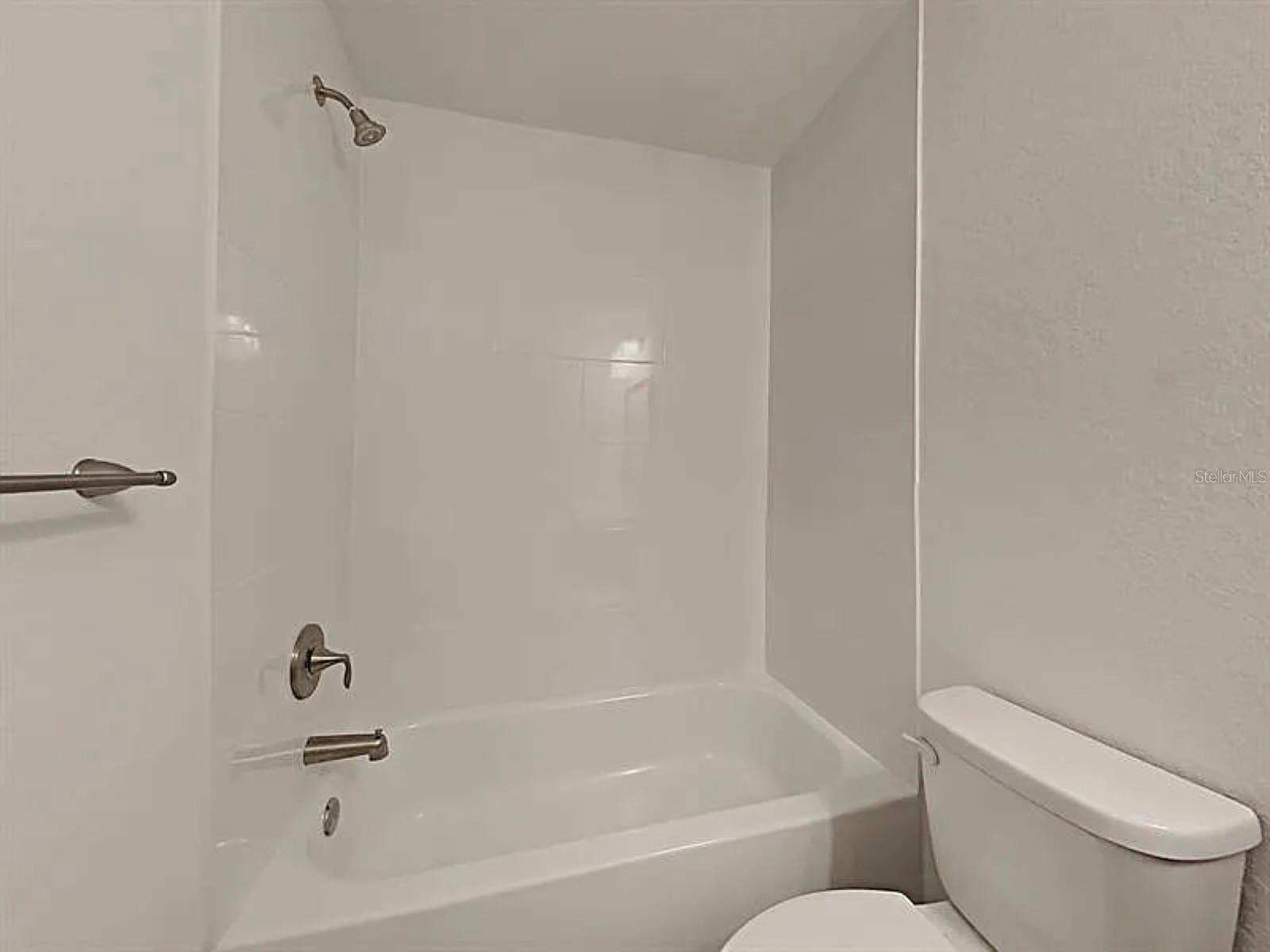 HIBISCUS GARDENS - Residential Lease