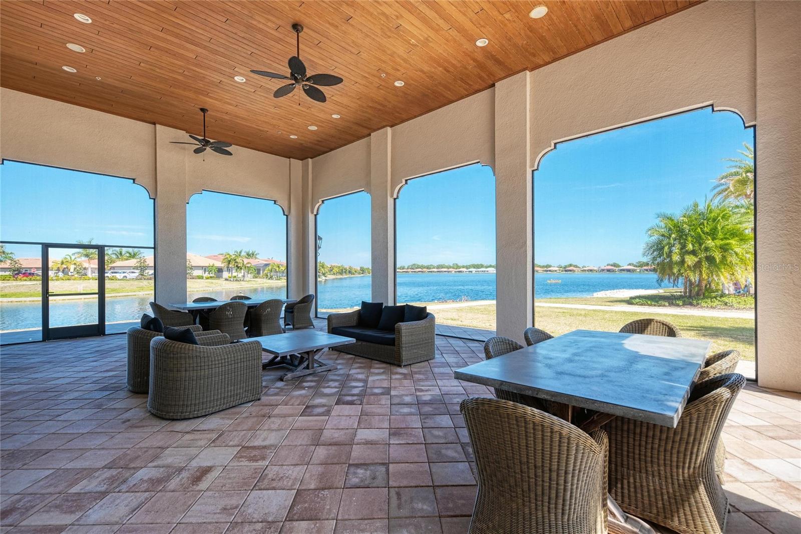 TOSCANA ISLES - Residential