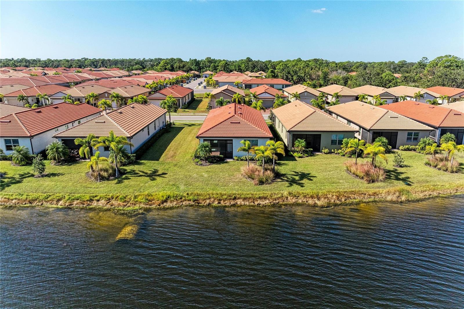 TOSCANA ISLES - Residential