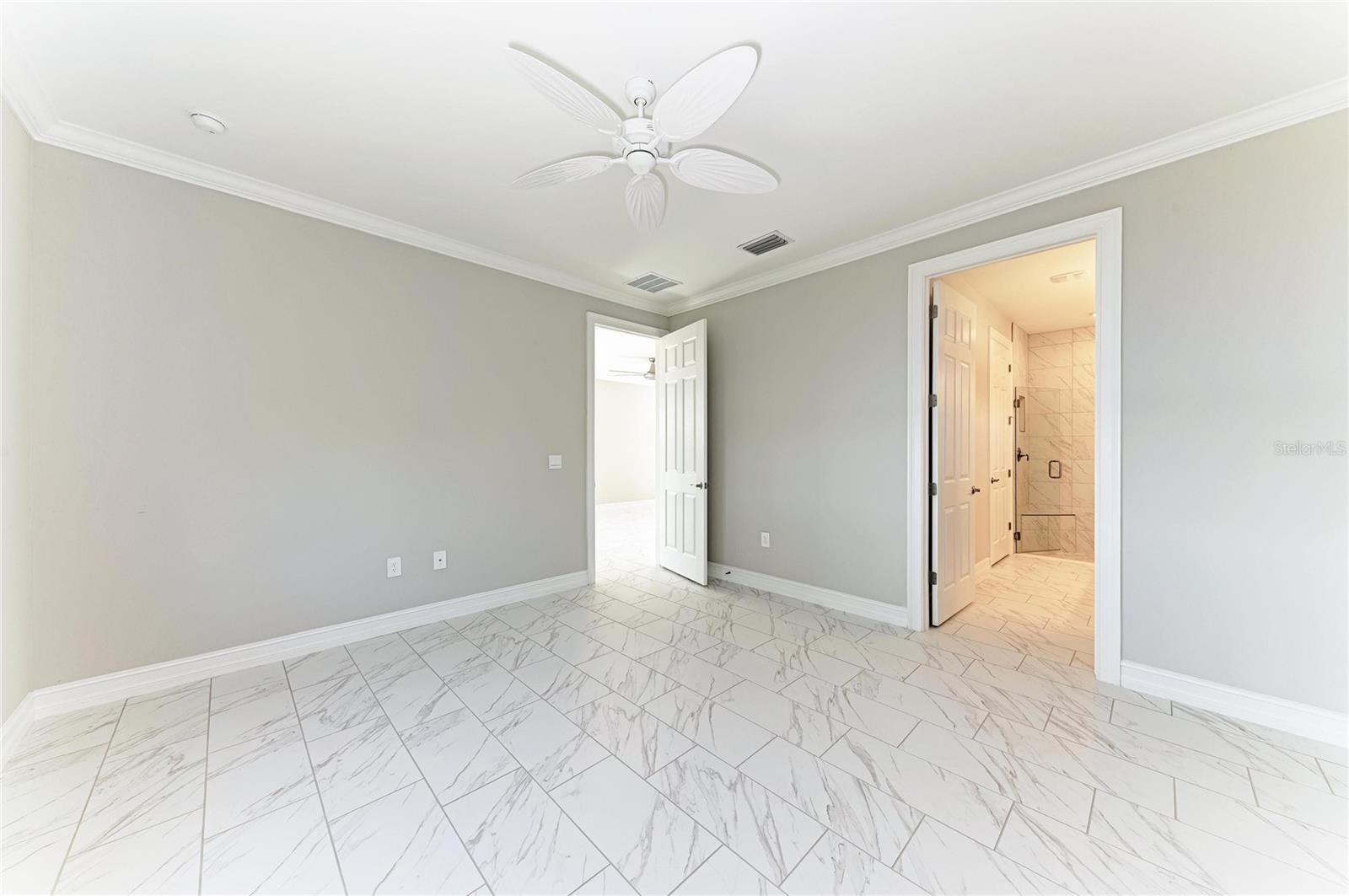 TOSCANA ISLES - Residential