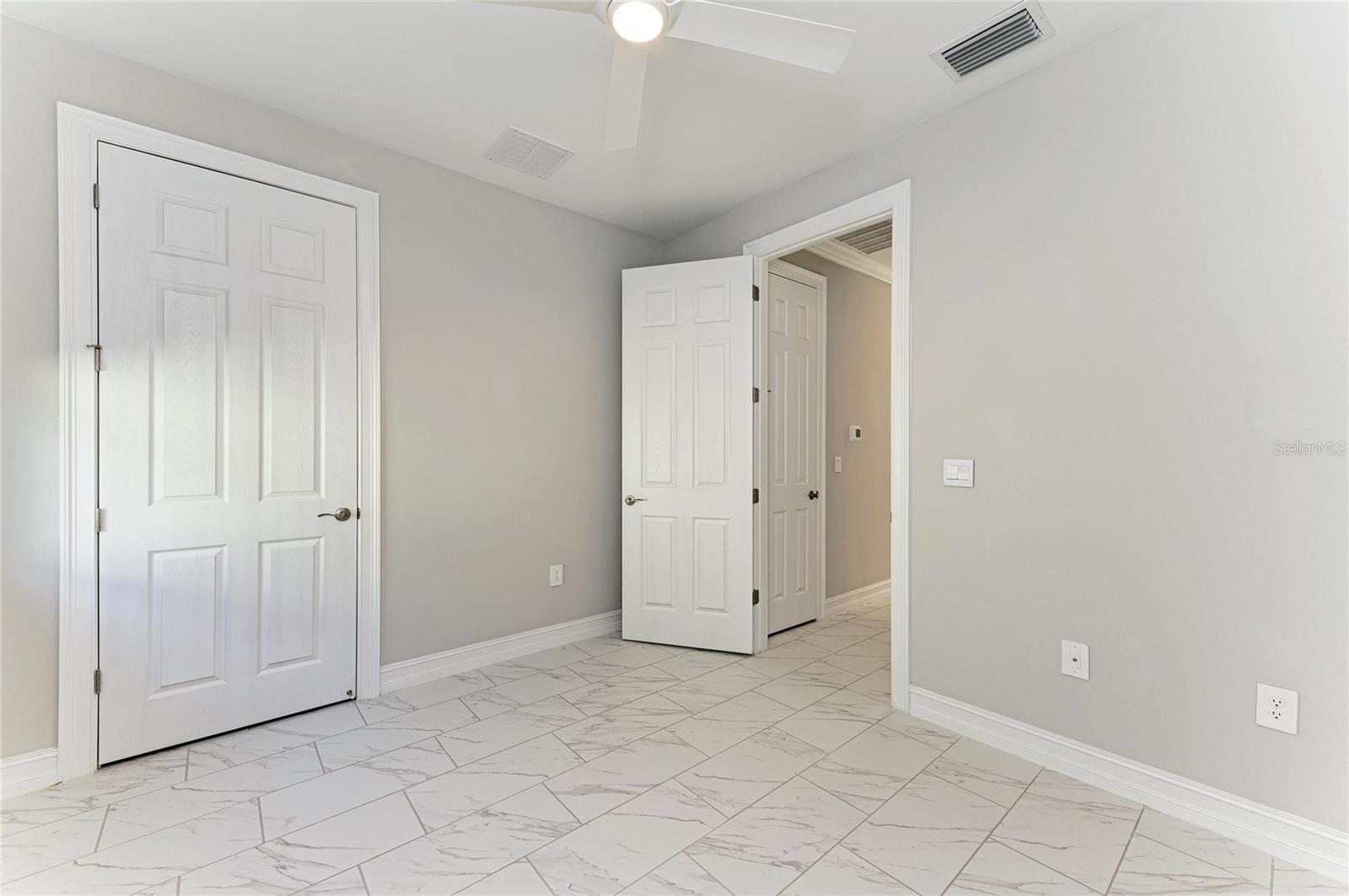 TOSCANA ISLES - Residential