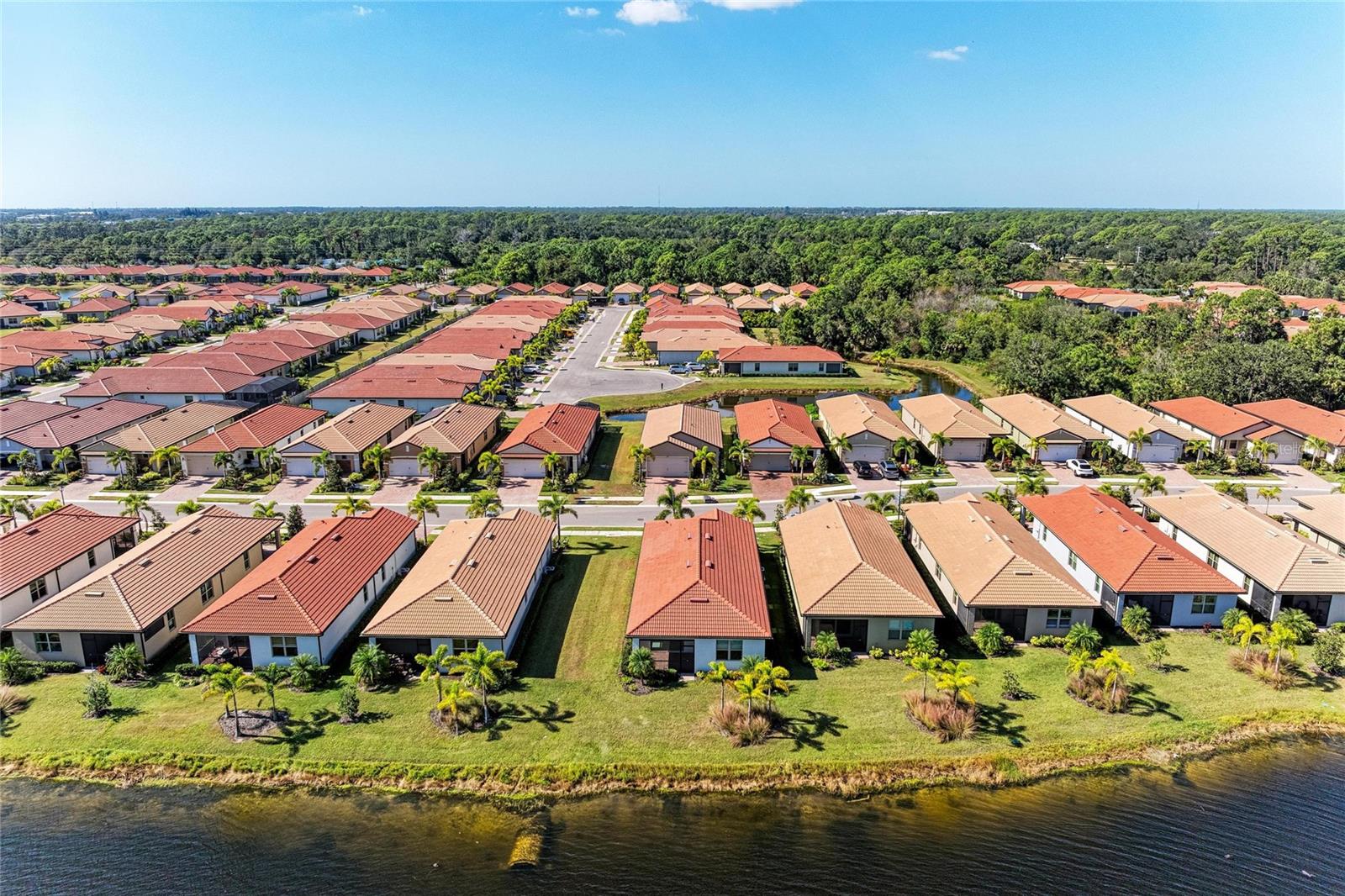 TOSCANA ISLES - Residential