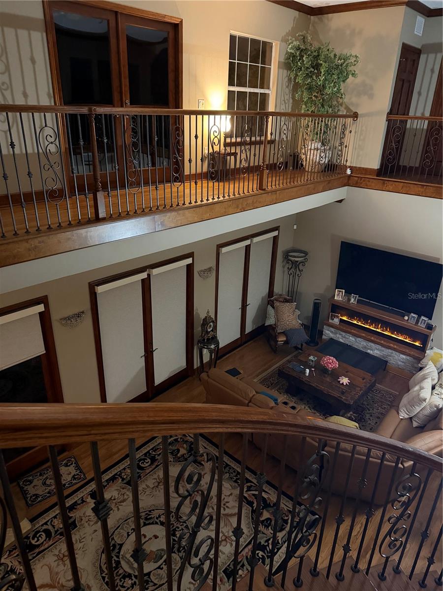 HUNTER HILL - Residential