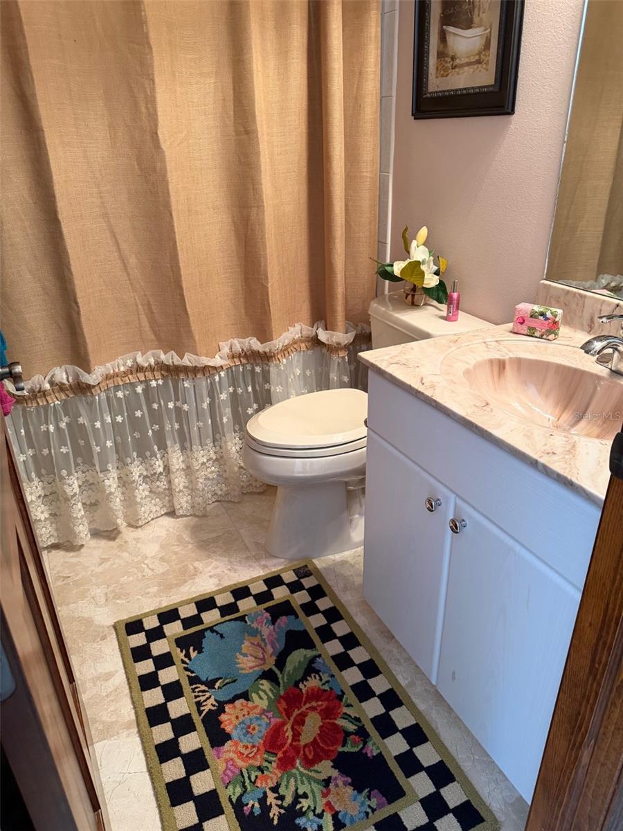 HUNTER HILL - Residential