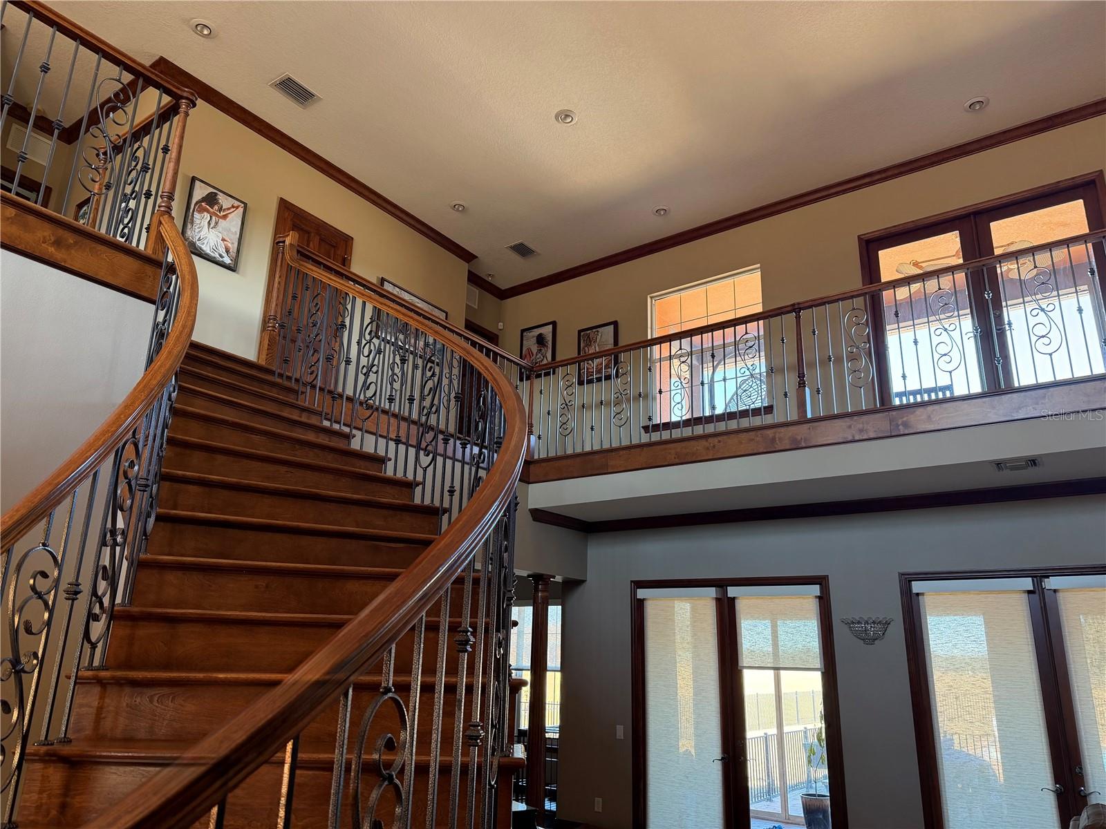 HUNTER HILL - Residential