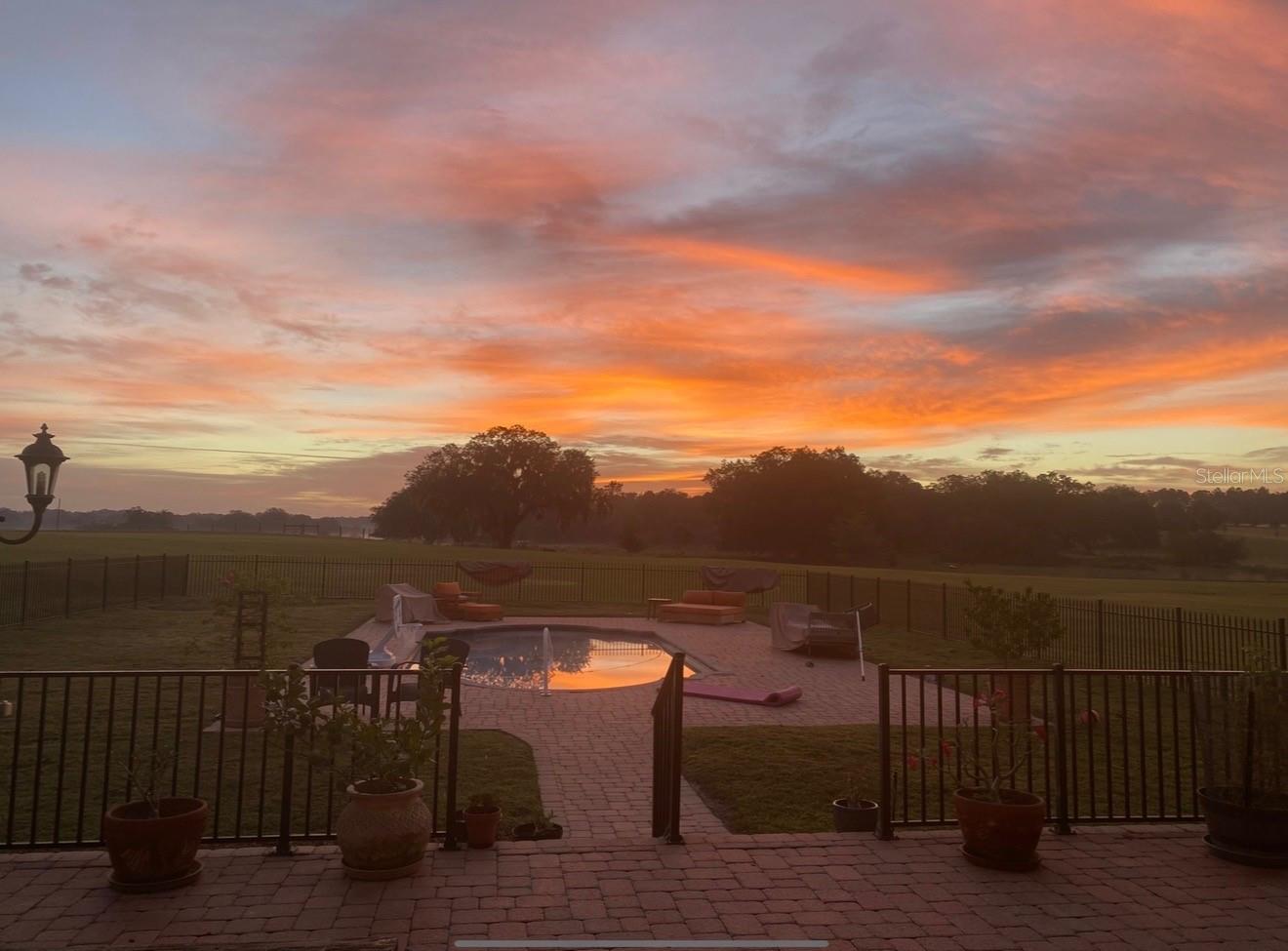 HUNTER HILL - Residential