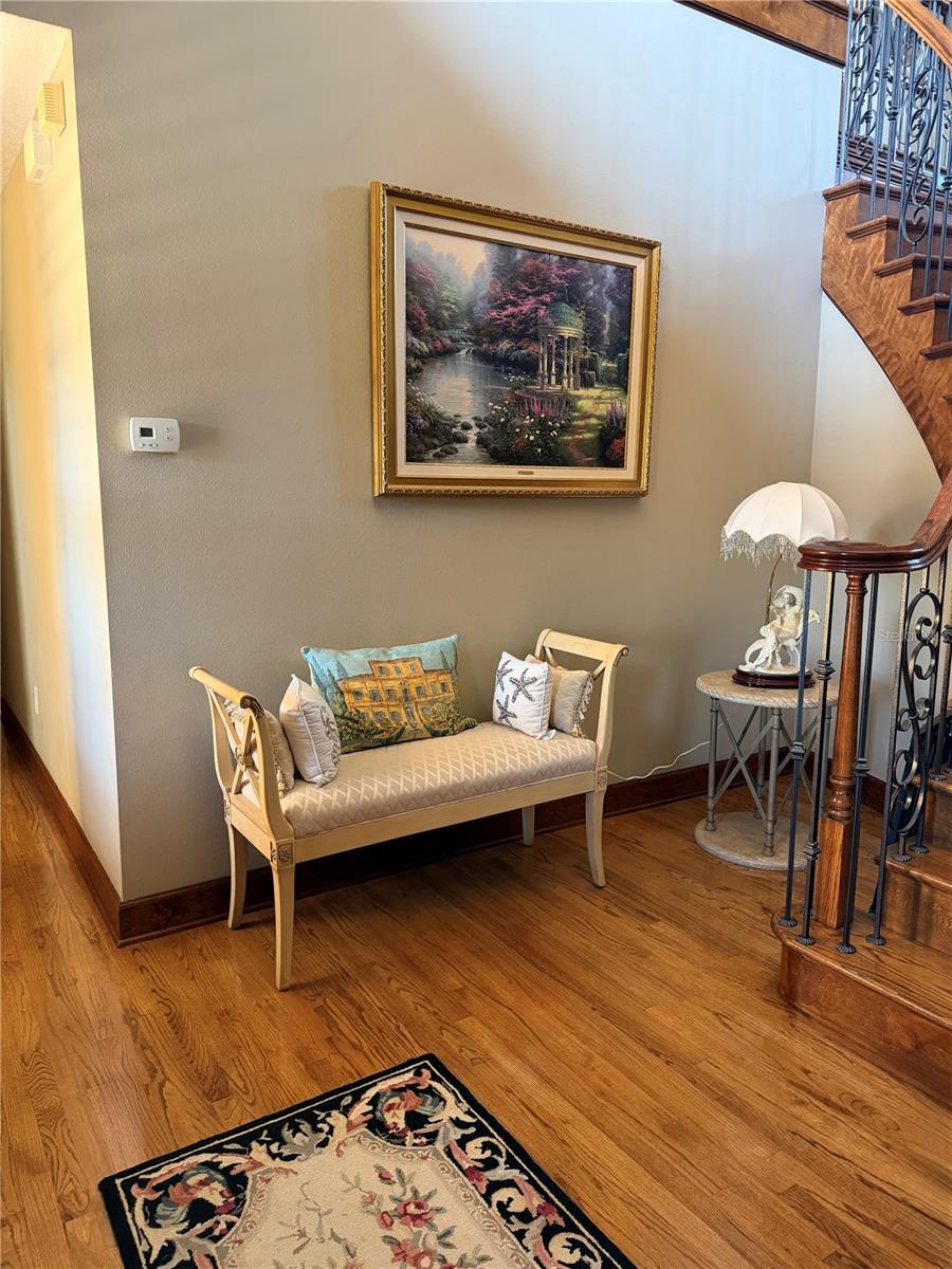 HUNTER HILL - Residential