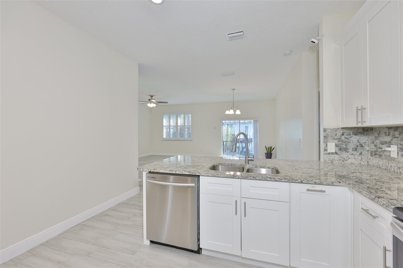 SULPHUR SPGS - Residential