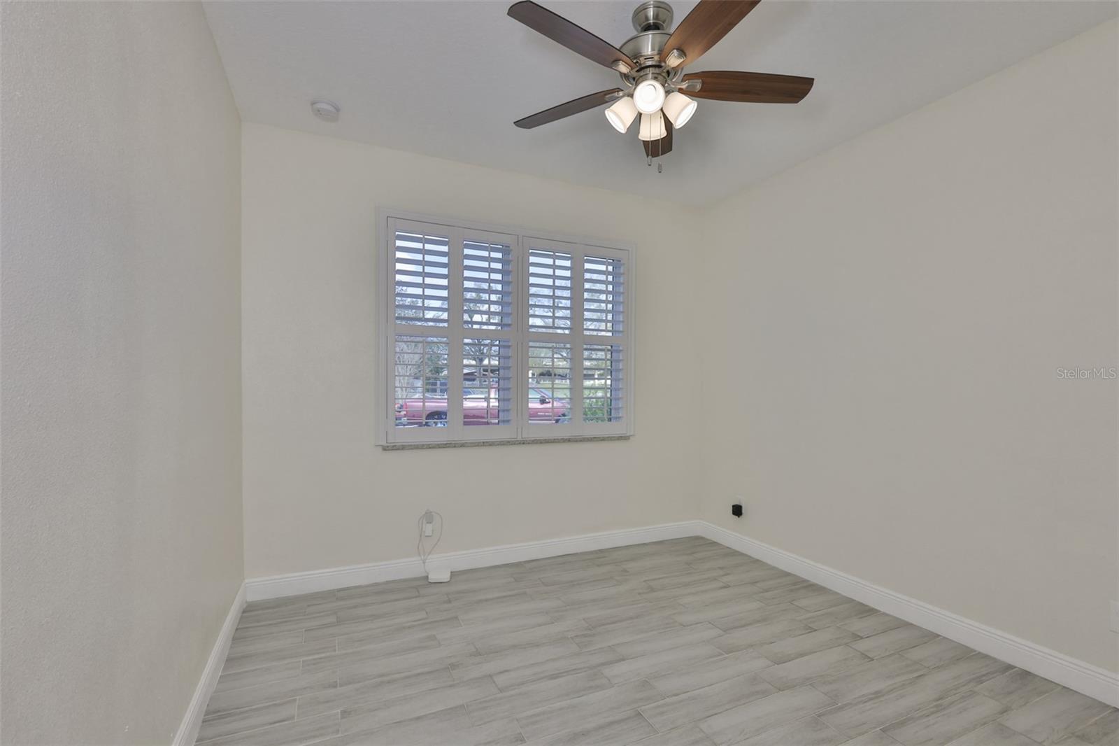 SULPHUR SPGS - Residential