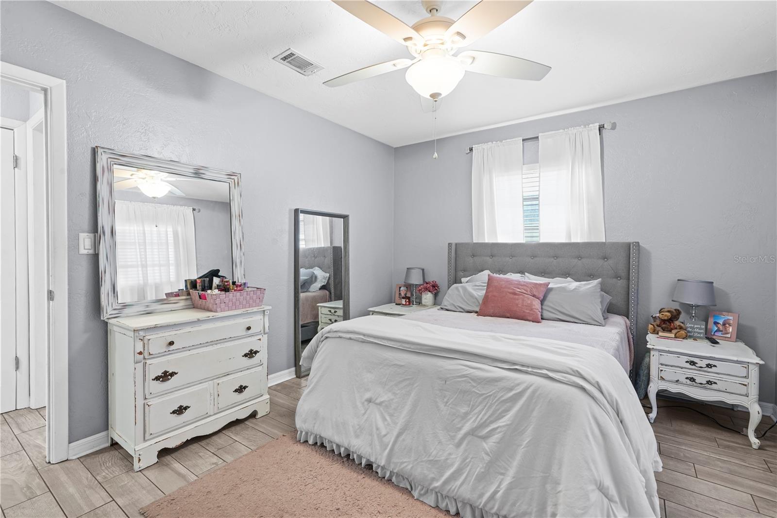 WHITE WOOD TERRACE - Residential