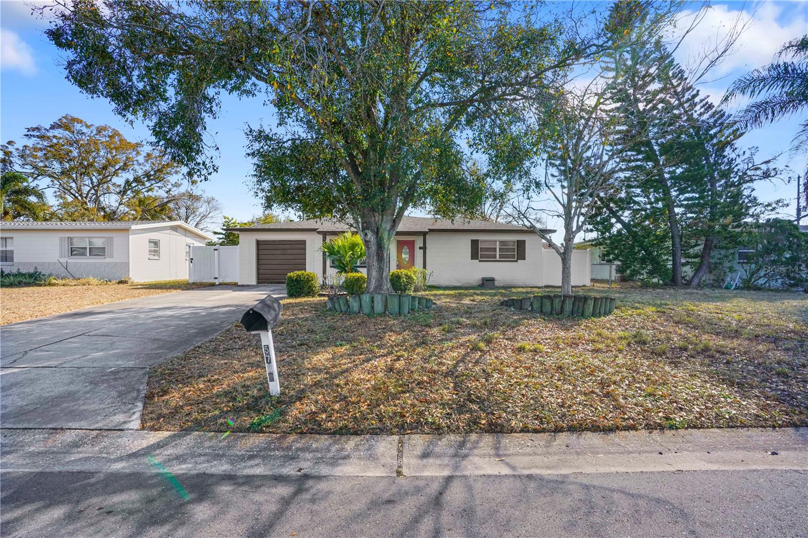 WHITE WOOD TERRACE - Residential