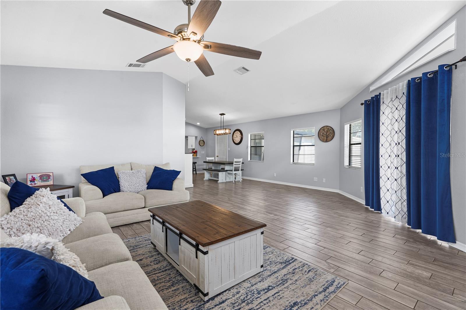 WHITE WOOD TERRACE - Residential